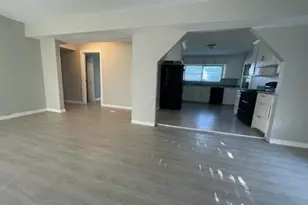 1114 E Pecan St, Angleton, TX 77515 - Photo 17