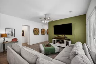 122 Hidden Peak Dr, Montgomery, TX 77316 - Photo 3