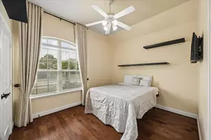 1701 Preserve Ln, Pearland, TX 77089 - Photo 5