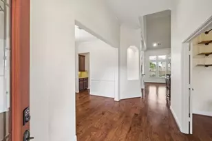 1701 Preserve Ln, Pearland, TX 77089 - Photo 3