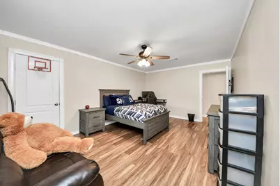 5838 Silver Forest Drive, Houston, TX 77092 - Photo 11
