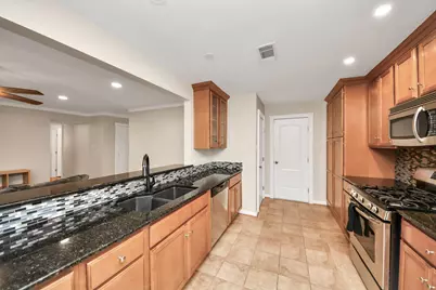 5838 Silver Forest Drive, Houston, TX 77092 - Photo 7