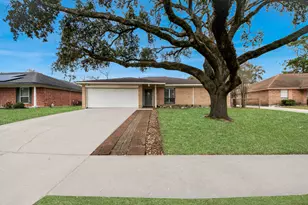 5838 Silver Frst Dr, Houston, TX 77092 - Photo 21