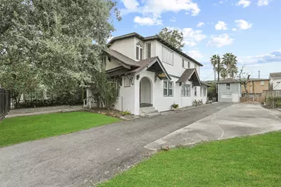 3613 Audubon Place, Houston, TX 77006 - Photo 17