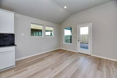 21115 Sunlight Grove Drive, Rosharon, TX 77583 - Photo 9