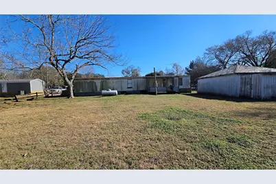 502 South Pine Circle, Pinehurst, TX 77362 - Photo 5