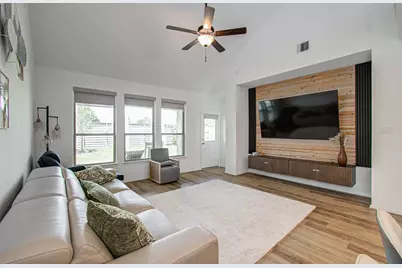 4722 Crest Hill Dr, Manvel, TX 77578 - Photo 19