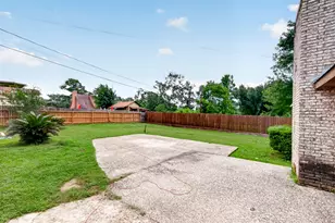 12839 Eastbrook Dr, Houston, TX 77013 - Photo 29