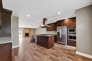 12839 Eastbrook Dr, Houston, TX 77013 - Photo 9
