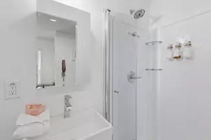 3511 Avenue Q, Galveston, TX 77550 - Photo 17
