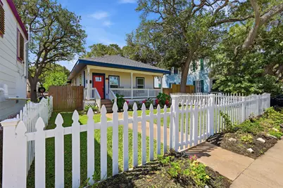 3511 Avenue Q, Galveston, TX 77550 - Photo 3