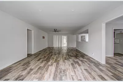 5507 Braesvalley Drive, Houston, TX 77096 - Photo 9