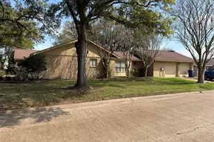 1531 17th Ave N, Texas City, TX 77590 - Photo 3