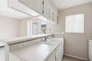 2120 Wilcrest Dr, Houston, TX 77042 - Photo 7