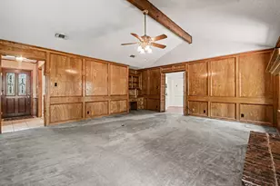 62 Daffodil Ct, Lake Jackson, TX 77566 - Photo 21