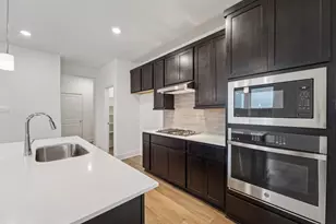 29518 Pondview Dr, Waller, TX 77484 - Photo 5