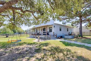 5160 Ave B, Sheridan, TX 77475 - Photo 1