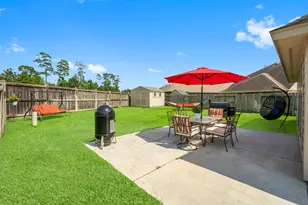 31870 Forest Park Trail, Conroe, TX 77385 - Photo 15