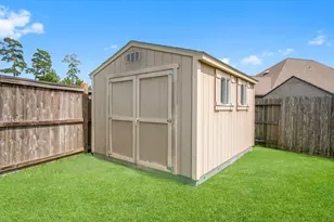 31870 Forest Park Trail, Conroe, TX 77385 - Photo 19