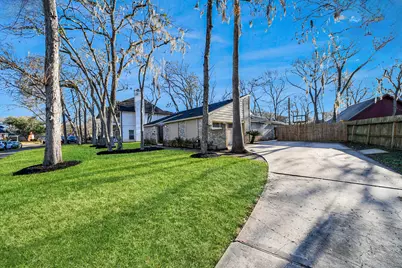 1710 Wildwood Lane, Richmond, TX 77406 - Photo 3