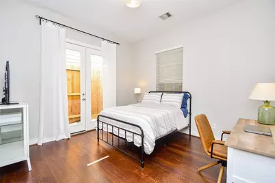 2614 Maxroy Street, Houston, TX 77007 - Photo 27