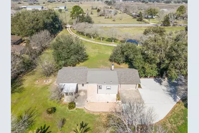 12229 Dannhaus Road, Needville, TX 77461 - Photo 5