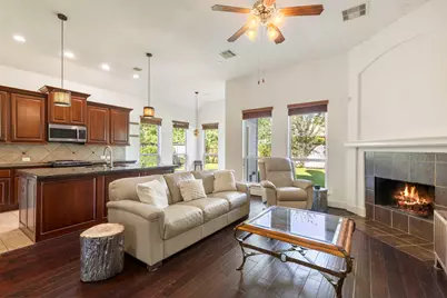 10 Sagamore Ridge Place, Spring, TX 77389 - Photo 3