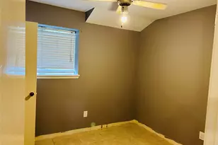 7619 Vernwood St, Houston, TX 77040 - Photo 15