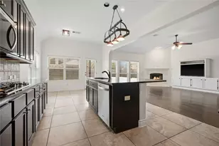 298 W Fork Dr, League City, TX 77573 - Photo 15