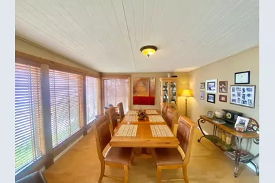 709 Cr 4921, Etoile, TX 75944 - Photo 11