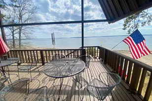 709 Cr 4921, Etoile, TX 75944 - Photo 1