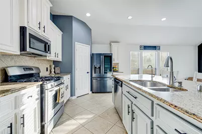 3201 Rock Brook Falls Lane, League City, TX 77573 - Photo 7