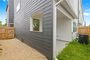 812 Elkhart St, Houston, TX 77091 - Photo 27