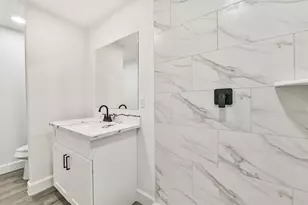 2121 County Rd 892, Alvin, TX 77511 - Photo 13