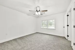 2121 County Rd 892, Alvin, TX 77511 - Photo 11