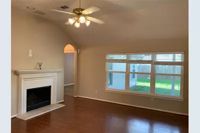 3611 Stratford Town Lane, Sugar Land, TX 77498 - Photo 7