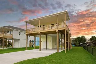 22805 Miramar Circle, Galveston, TX 77554 - Photo 3