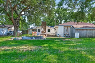 809 Bernard Ave, Rosenberg, TX 77471 - Photo 47