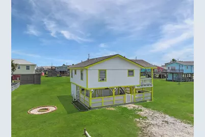 611 Fort Velasco Drive, Surfside Beach, TX 77541 - Photo 1
