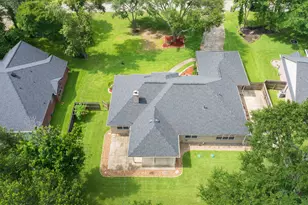 2452 Ripplewood Dr, Conroe, TX 77384 - Photo 29