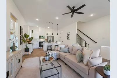 1911 Dewalt St, Houston, TX 77088 - Photo 9