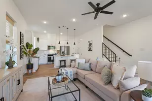 1911 Dewalt St, Houston, TX 77088 - Photo 9