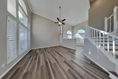 9658 Therrell Drive, Houston, TX 77064 - Photo 3