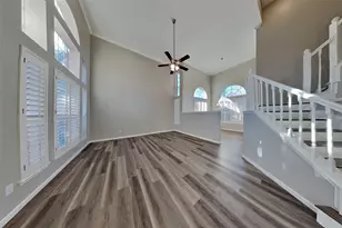 9658 Therrell Dr, Houston, TX 77064 - Photo 3