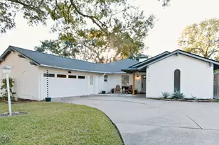 3010 Broadmoor Dr, Sugar Land, TX 77478 - Photo 41