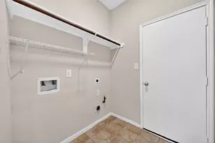 8806 Willow Wind Ln, Houston, TX 77083 - Photo 25
