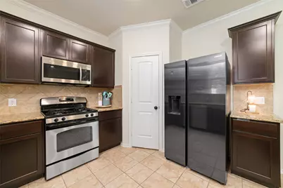 8719 Sweet Pasture Drive, Tomball, TX 77375 - Photo 11