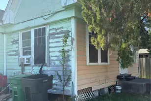 1564 Godwin St, Houston, TX 77023 - Photo 3