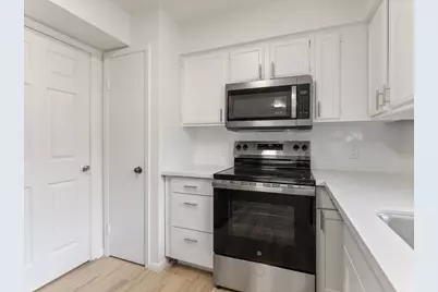 1808 Leissner Street, Bay City, TX 77414 - Photo 13