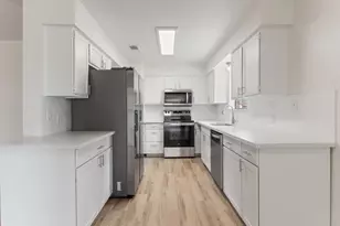 1808 Leissner St, Bay City, TX 77414 - Photo 11